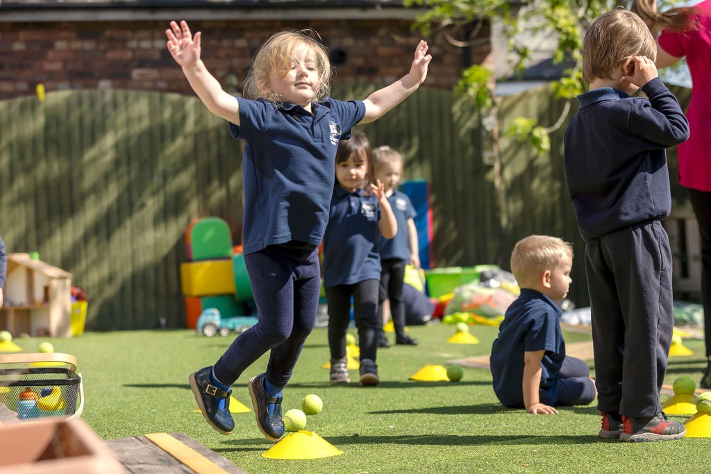 Childcare in Warrington & Northwich, Cheshire I32A2935