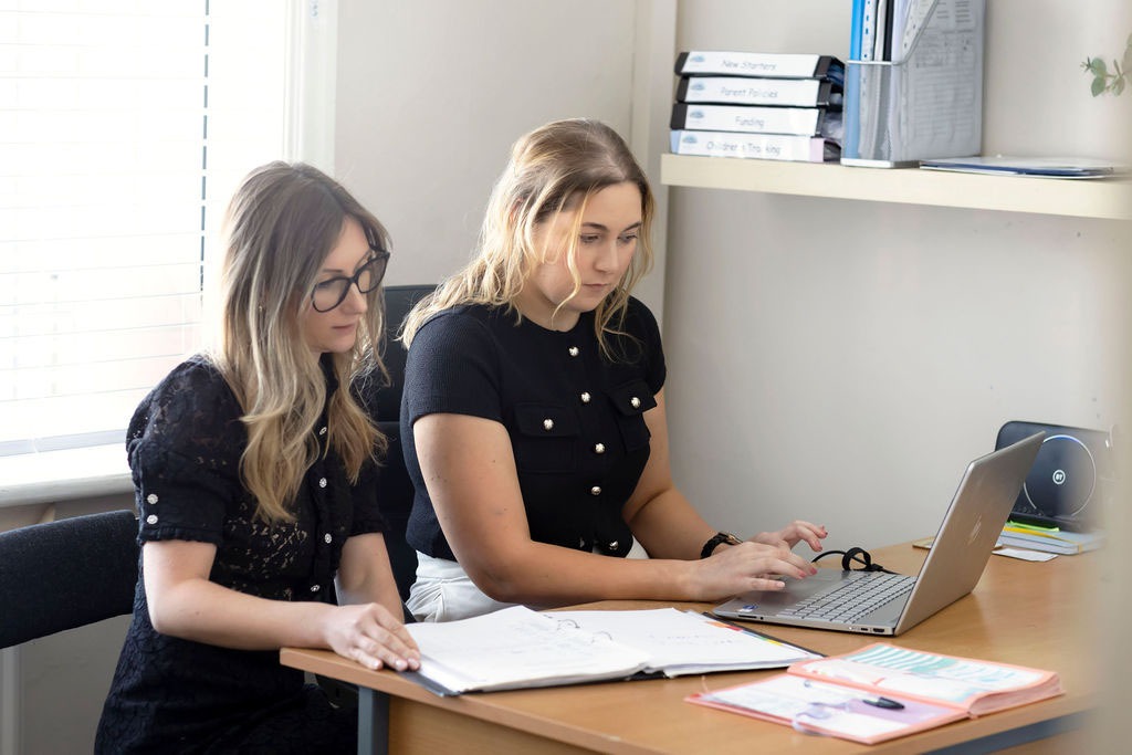 Childcare in Warrington & Northwich, Cheshire I32A4018