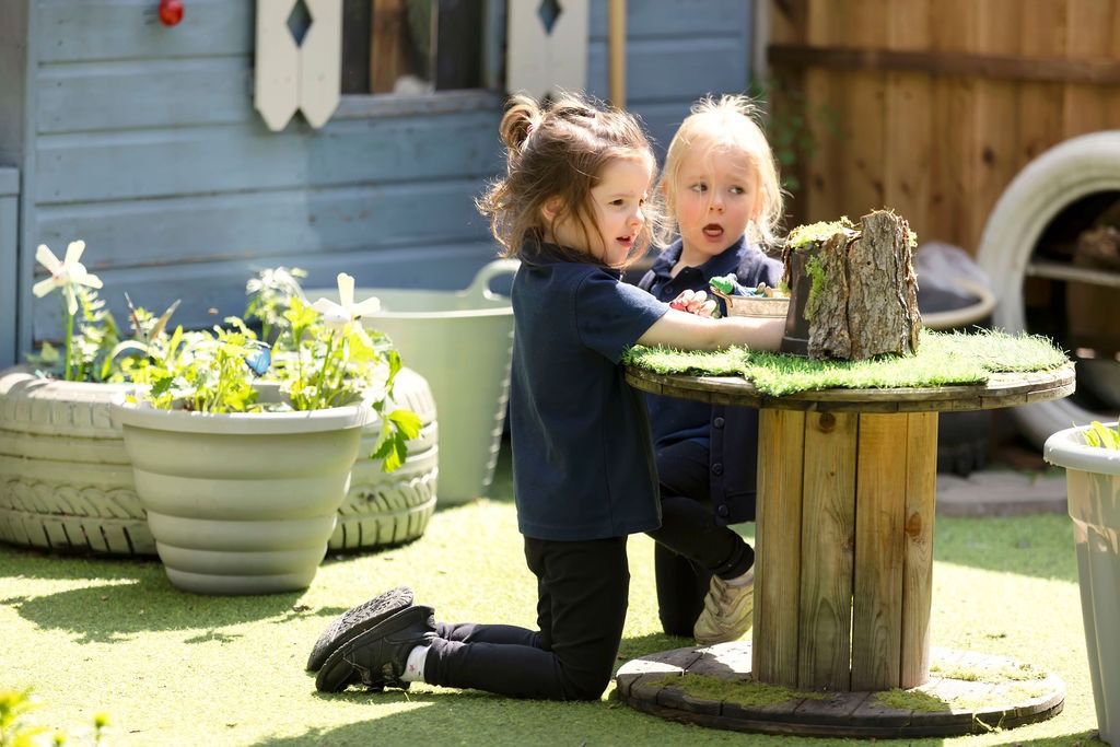 Childcare in Warrington & Northwich, Cheshire I32A4741