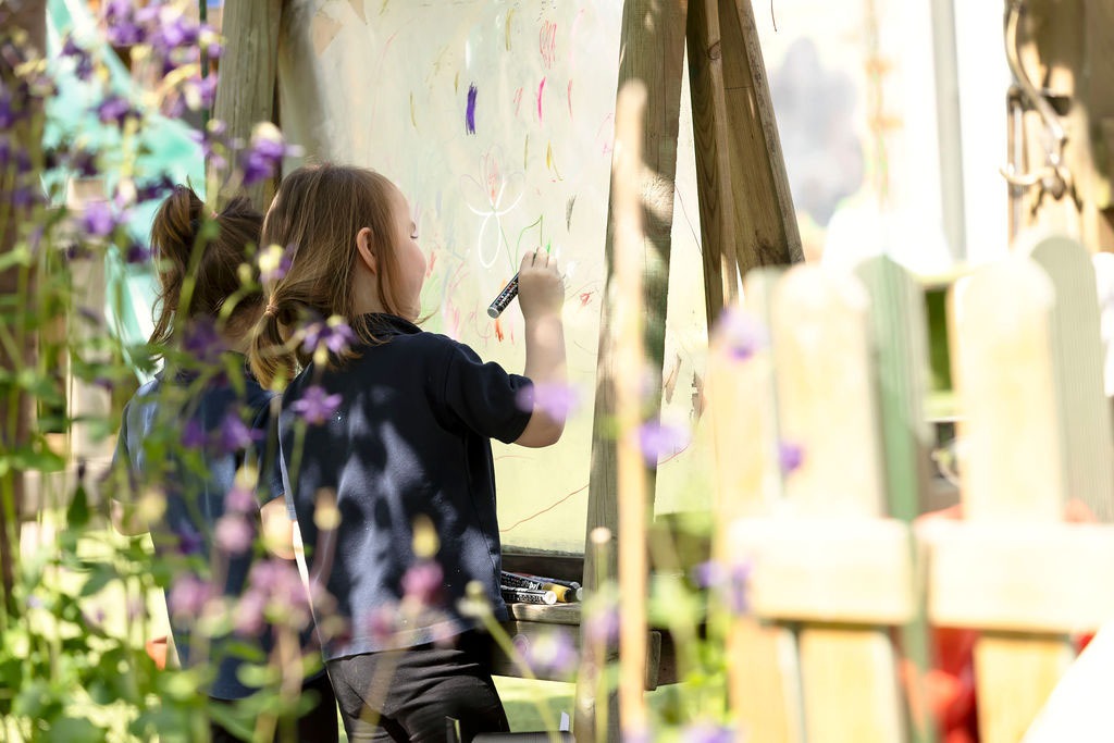 Childcare in Warrington & Northwich, Cheshire I32A4833