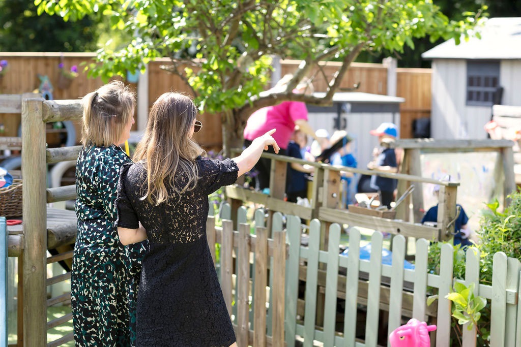 Childcare in Warrington & Northwich, Cheshire I32A4966