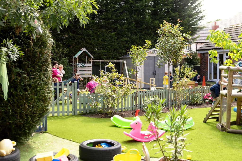 Childcare in Warrington & Northwich, Cheshire I32A0486