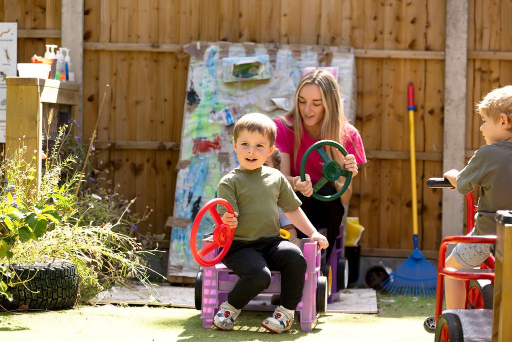 Childcare in Warrington & Northwich, Cheshire I32A3046