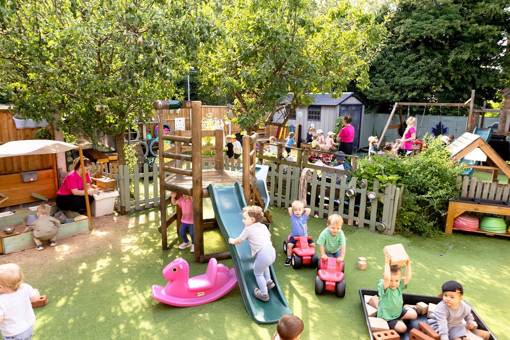 Childcare in Warrington & Northwich, Cheshire I32A4242