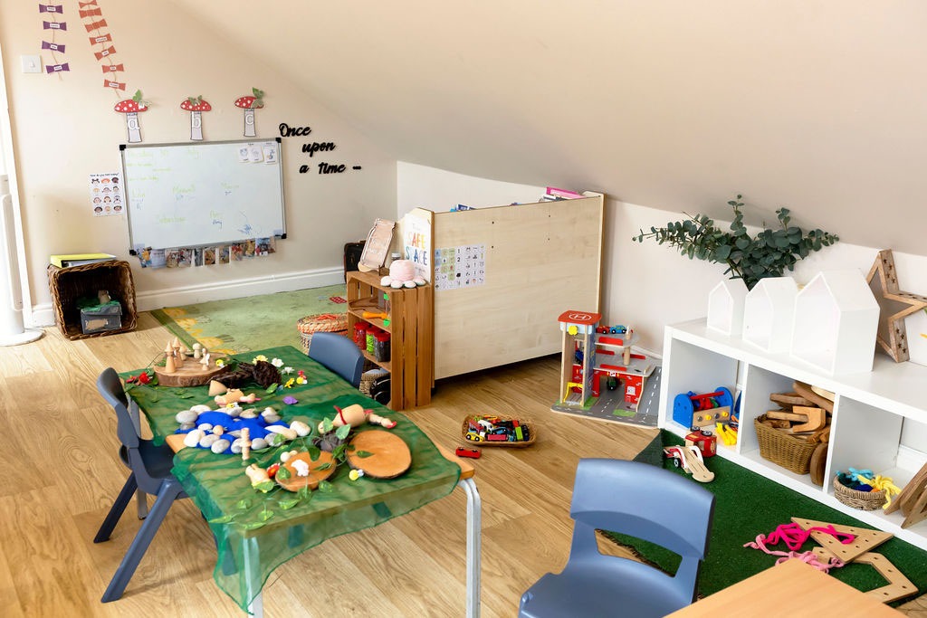 Childcare in Warrington & Northwich, Cheshire I32A9968